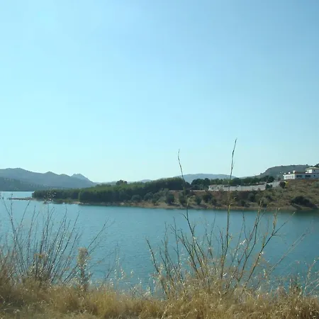 Lovely In Iznajar With House A Mountain View Holiday home Fuentes de Cesna